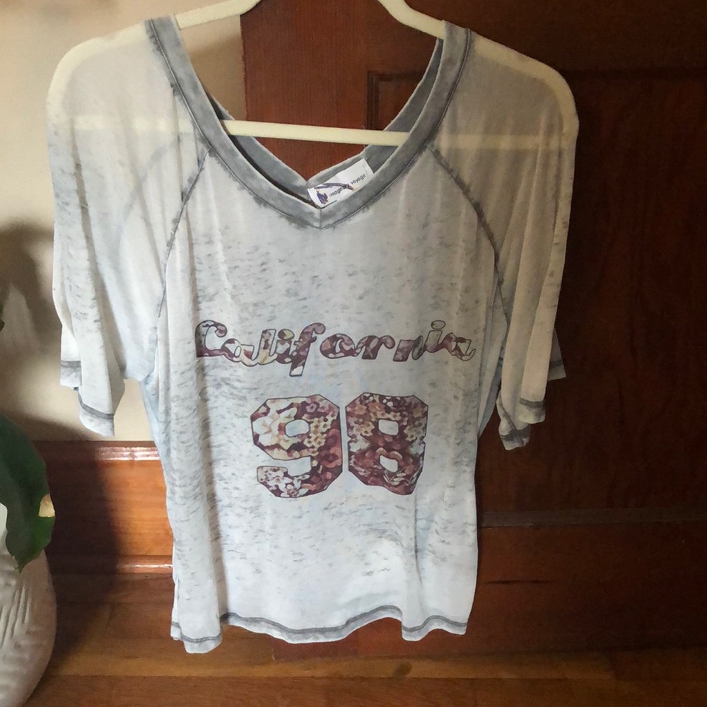 Comfy graphic tee